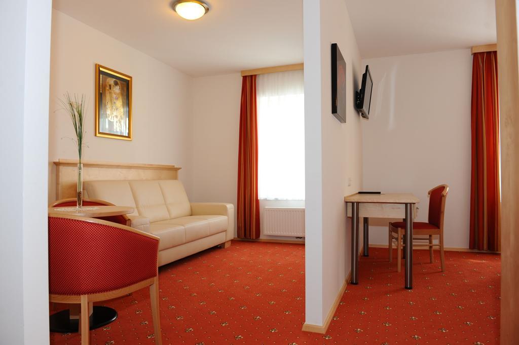 Hotel-Gasthof-Fleischerei - Zur Alten Post Schwanberg Exterior foto
