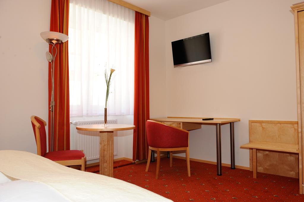 Hotel-Gasthof-Fleischerei - Zur Alten Post Schwanberg Habitación foto